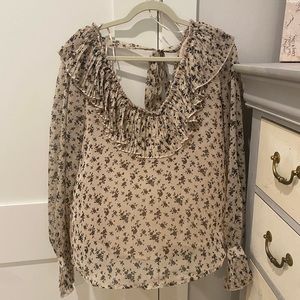 Cute black and cream top